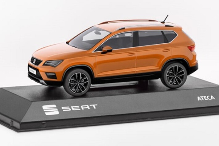SEAT Ateca Modellfahrzeug 1:43, samoa orange